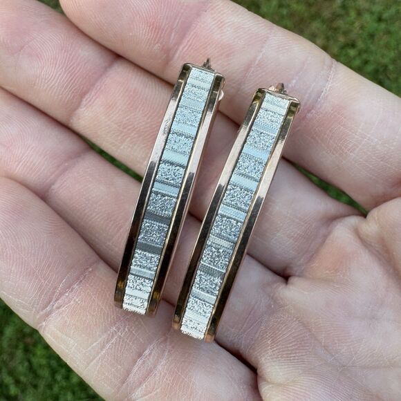 Vtg MILOR 925 Sterling Silver Gold Tone Hoop Earrings 1.5” Italy Sparkly Oval - Picture 8 of 10